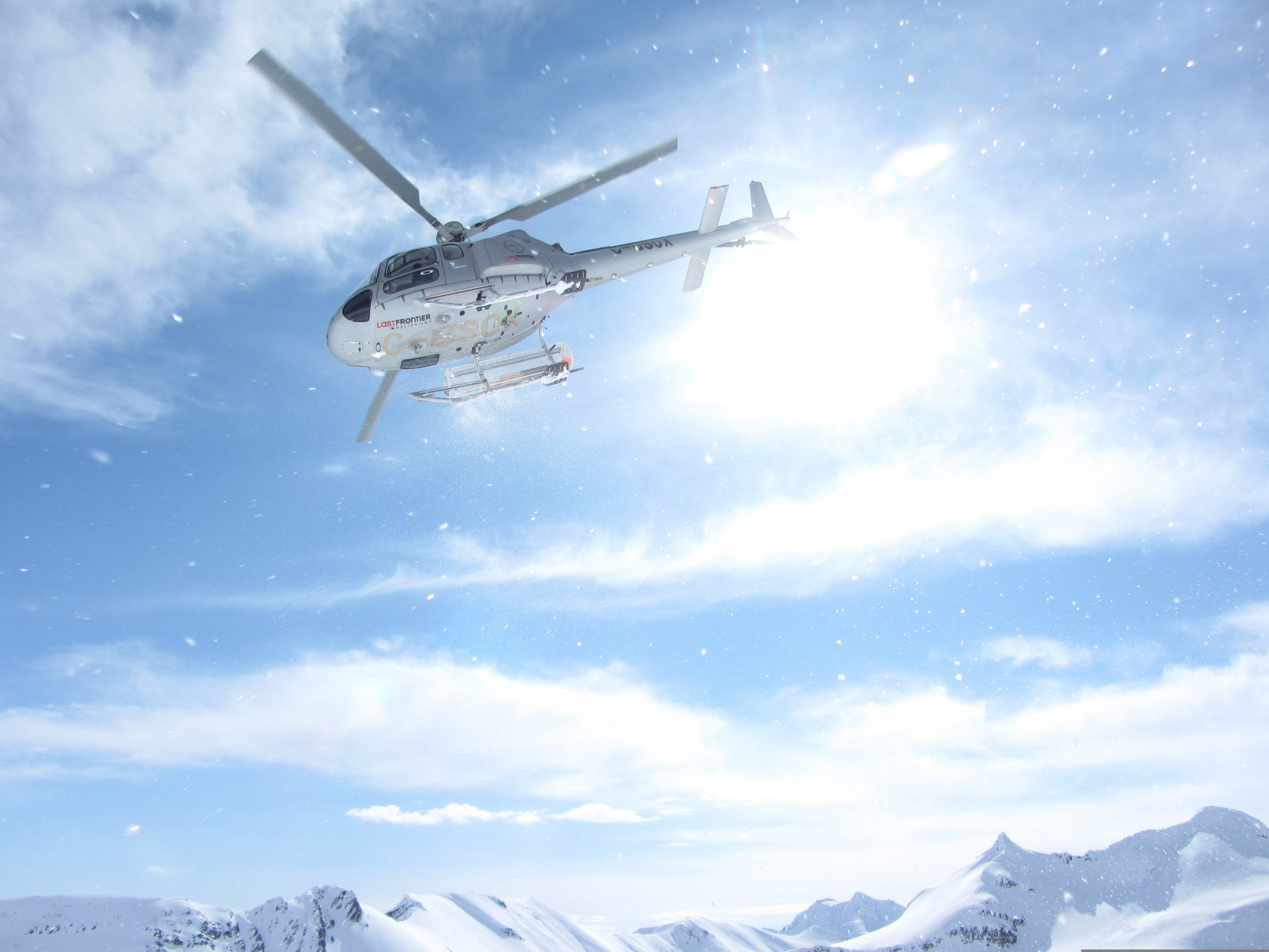 SKI TRIP – HELICAT / HAGGLUND DROP OFF