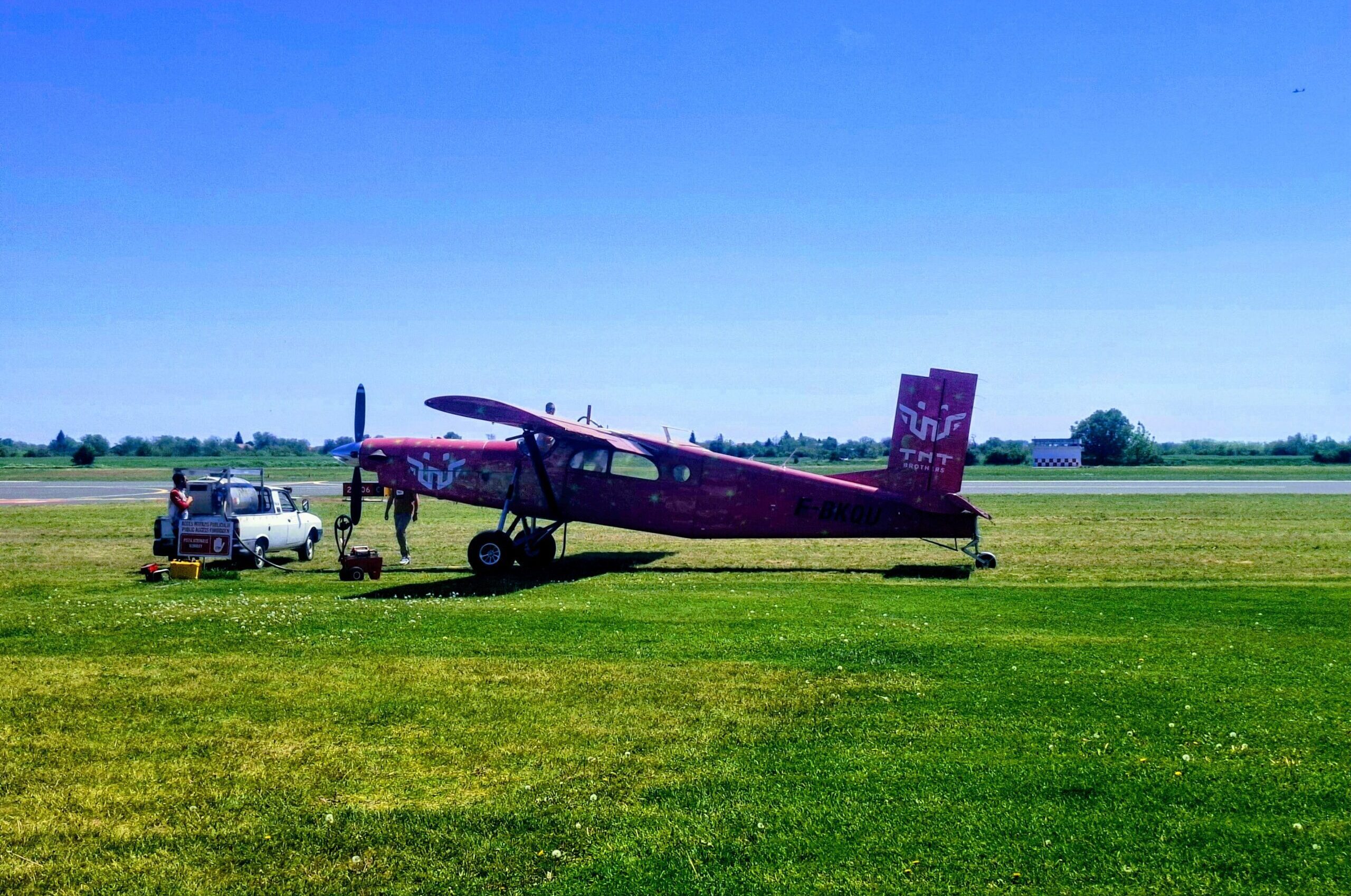 Tandem Skydive Bucharest (1)