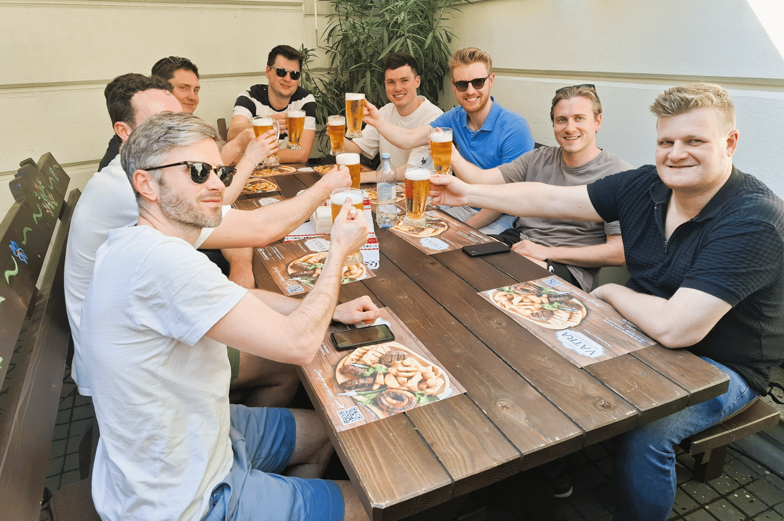 Daytime Bar Crawl Open Bar 3