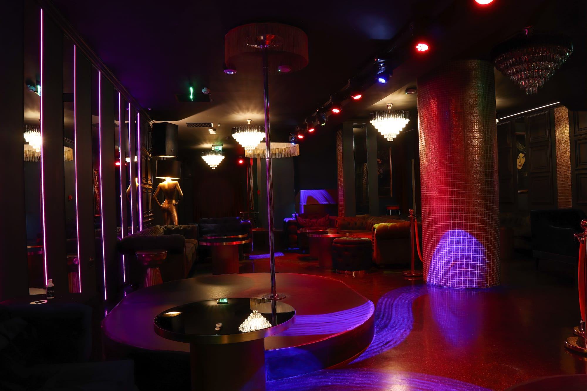 Strip Club (Private) (1)