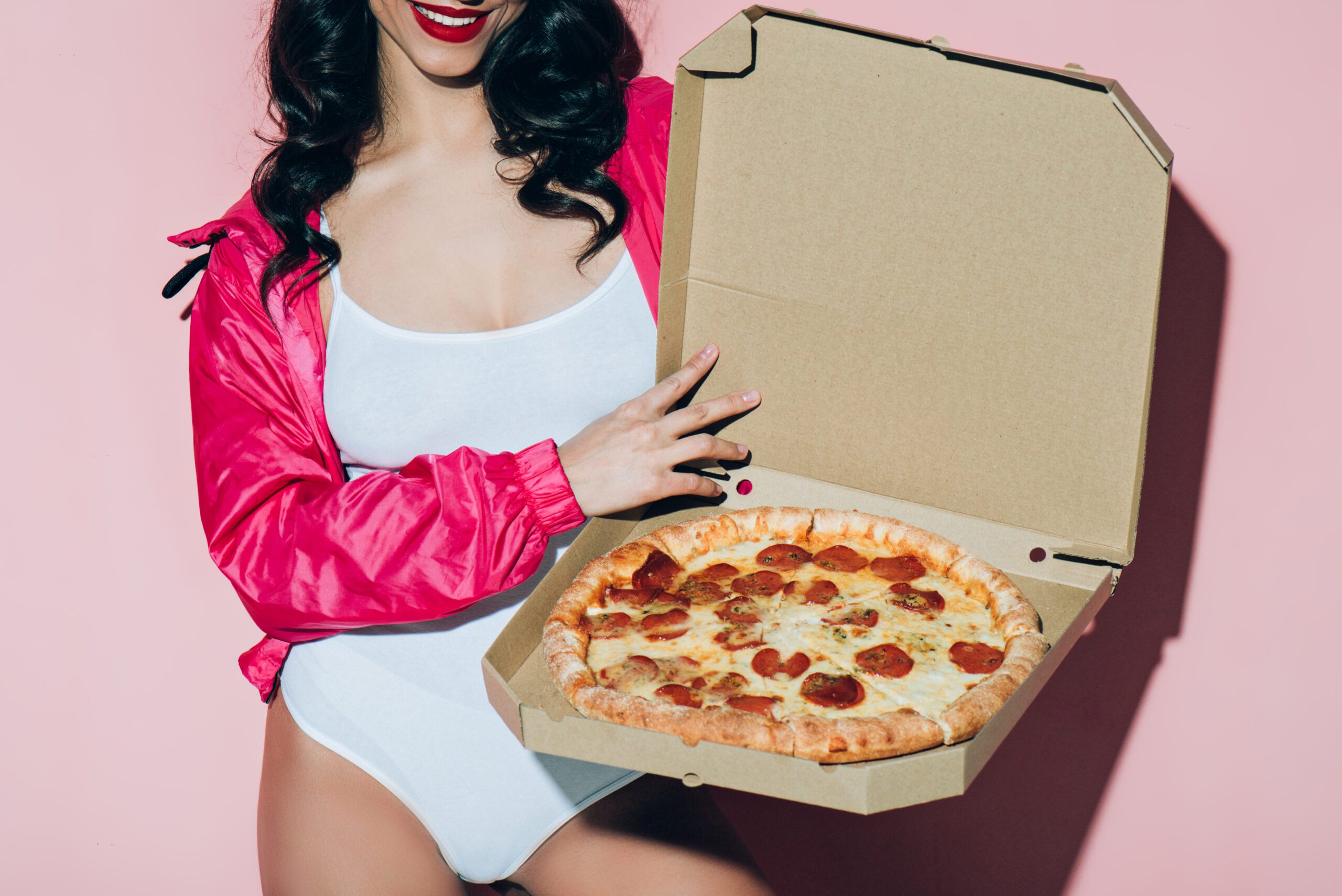 SEXY PIZZA DELIVERY